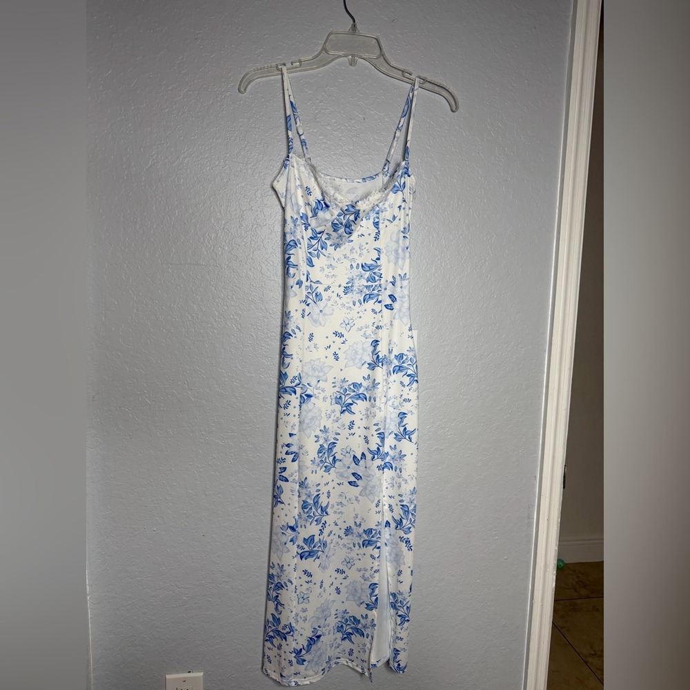 Floral Blue and White Women's Dress